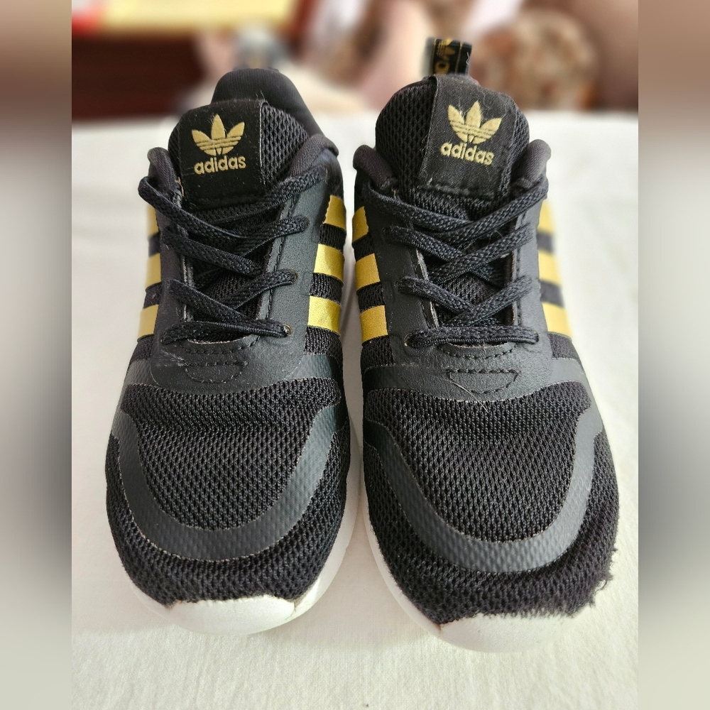 Adidas Multix Toddler Sneakers in Black and Yellow size 8k